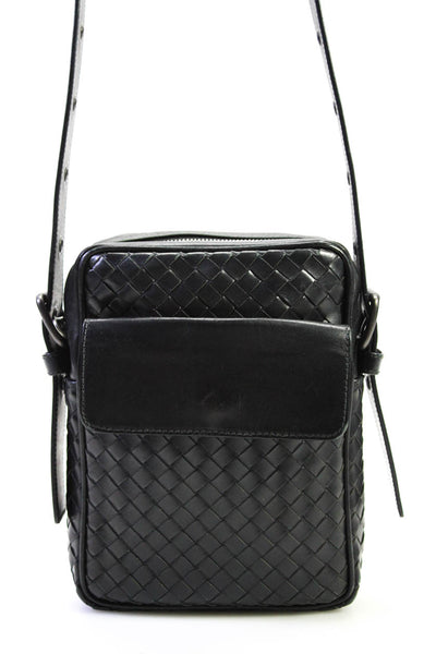 Bottega Veneta Womens Grommet Strap Intrecciato Shoulder Handbag Black B23100090