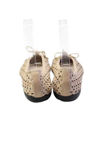 Paul Mayer Atitudes Womens Leather Cut Out Round Toe Slip On Flats Pink Size 5B