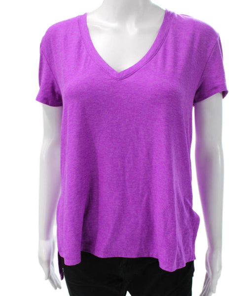Beyond Yoga Women Basic V-Neck Short Sleeve Purple T-Shirt Size XS