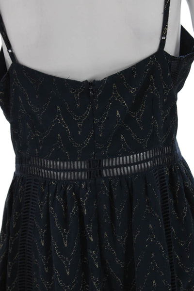 NBD Women Fit & Flare Blue Chevron V-Neck Sleeveless Knee Length Dress Size L