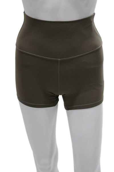 Lululemon Women Athletic Nylon Solid Green Shorts Size 2