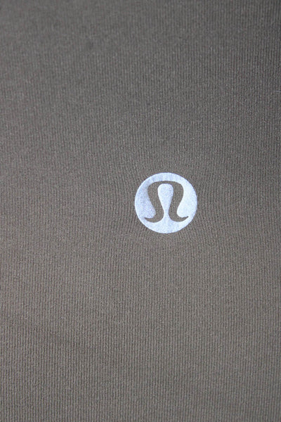 Lululemon Women Athletic Nylon Solid Green Shorts Size 2