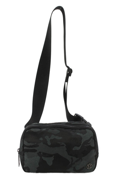 Lululemon Womens Camouflage Print Adjustable Zip Up Belt Bag Green