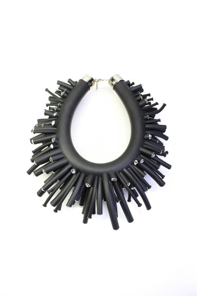 Pierre Cardin Paris Womens Vintage Crepe Shift Dress Necklace Set Black Size L