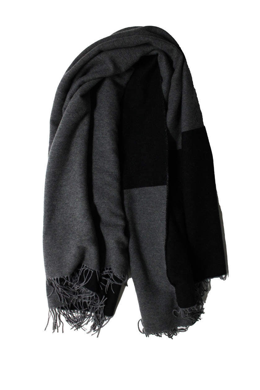 Chanel Womens Wool Fleece CC Color Block Fringe Wool Throw Blanket