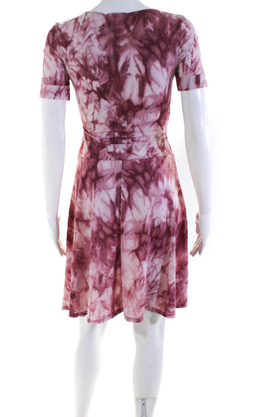 Romeo & Juliet Women's Short Sleeve Tie Dye V-neck Mini Flare Dress  Pink Size S