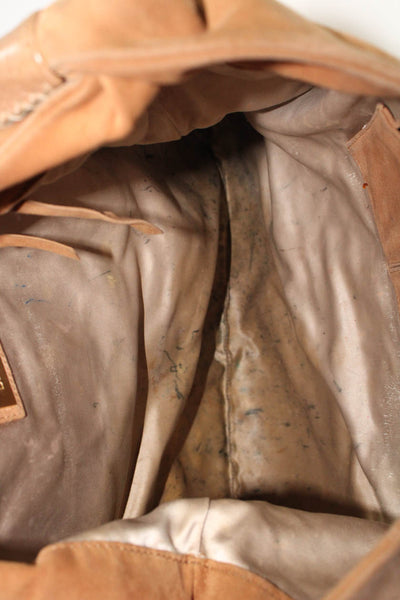 Devi Kroell Womens Magnetic Lock One Strapped Darted Shoulder Handbag Brown