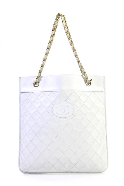 Chanel Womens E2300605 Flat Quilted Lambskin Leather Chain Shoulder Bag Handbag