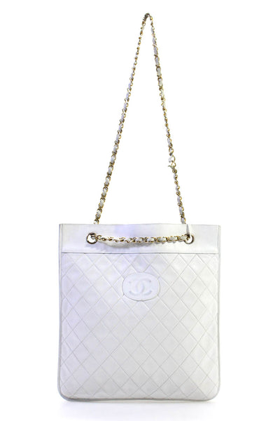 Chanel Womens E2300605 Flat Quilted Lambskin Leather Chain Shoulder Bag Handbag