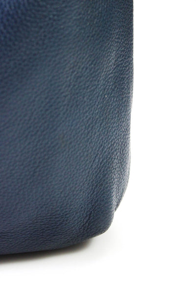 Gili Women's Pebbled Leather Slouchy Magnet Closure Shoulder Bag Blue Size M