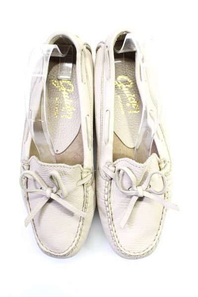 Guido Women's Leather Stitched Trim Bow Moccasins Beige Size 7