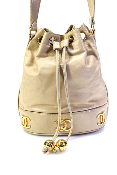 Chanel Womens Lambskin Drawstring Triple CC Bucket Handbag Brown E2306663