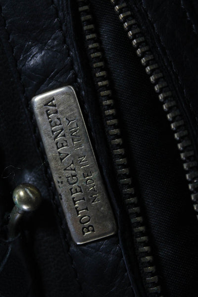 Bottega Veneta Womens Black Intercciato Leather Kiss Lock Crossbody Bag Handbag