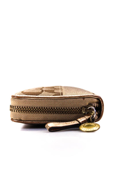 Coach Wwomens Metallic Logo Print Zip Up Wallet Gold