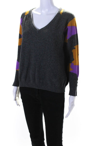 Brodie wOMEWomens Printed Long Sleeve V Neck Cashmere Sweater Gray Size Small