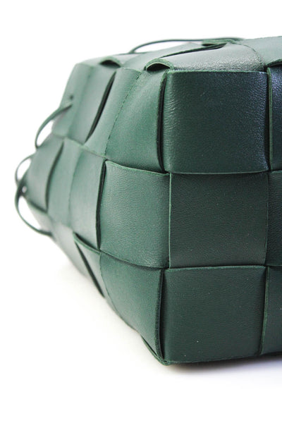 Bottega Veneta Womens Intrecciato Small Cassette Bucket Handbag Forrest Green