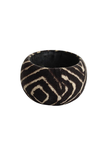 Oscar de la Renta Womens Linen Zebra Print Wide Bangle 2.5"