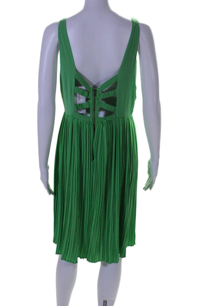 Alice + Olivia Women's Scoop Neck Pleated Flare Mini Dress Green Size 12