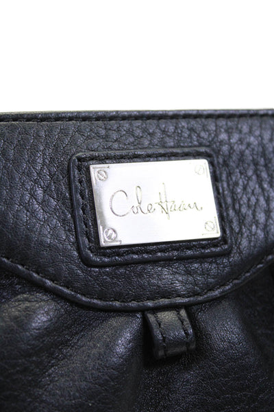 Cole Haan Women's Magnetic Closure Textured Leather Pouch Wallet Black Size S