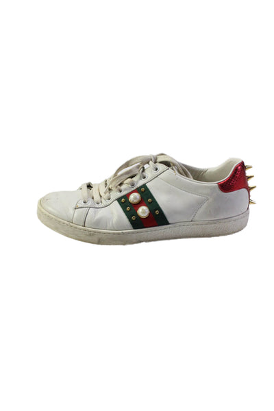 Gucci Womens Leather Studded Round Toe Low Top Sneakers White Size 37.5 7.5