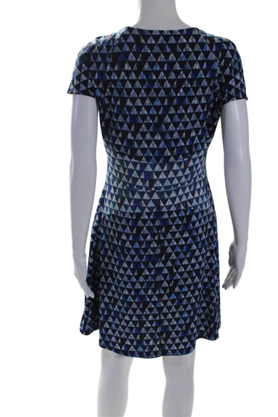 BCBGMAXAZRIA Womens Short Sleeve Scoop Neck Traingle Print Dress Blue Medium