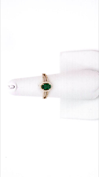 Designer Womens 14K Yellow Gold 0.40ct Lab Created Oval Emerald Halo Ring 1.05CT