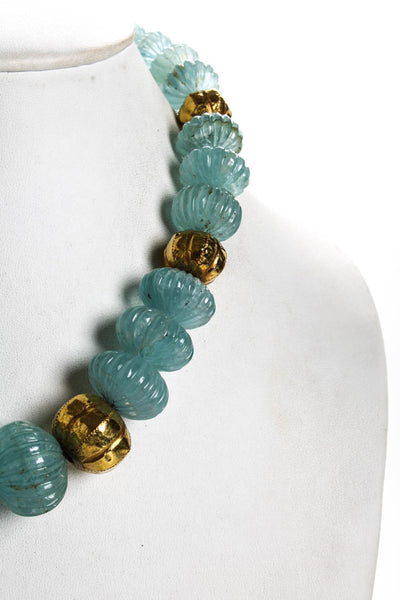 Designer Womens 20kt Yellow Gold + Carved Aquamarine Bead Necklace 18"