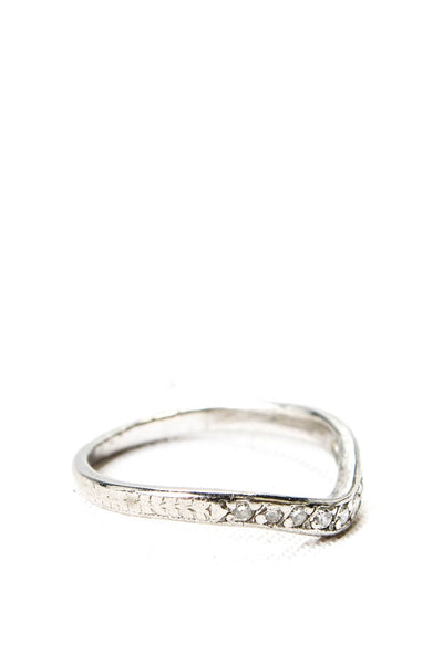 Designer Womens 900 Platinum Diamond Accent Curved Band Size 4.5 2.1g ~0.12CTW
