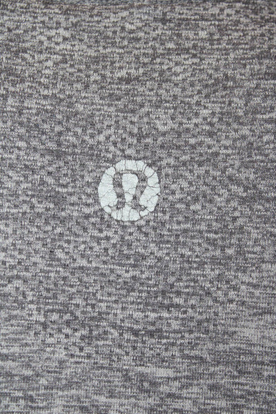 Lululemon Mens Perforated Print Round Neck Short Sleeve T-Shirt Gray Size XL