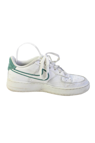 Nike Boys Lace Up Perforated Air Force 1 Low Top Sneakers White Size 7