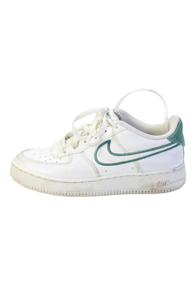 Nike Boys Lace Up Perforated Air Force 1 Low Top Sneakers White Size 7