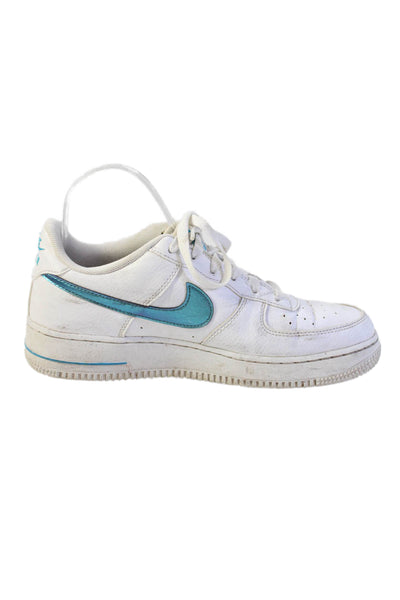 Nike Boys Lace Up Perfoated Metallic Logo Air Force 1 Sneakers White Size 7