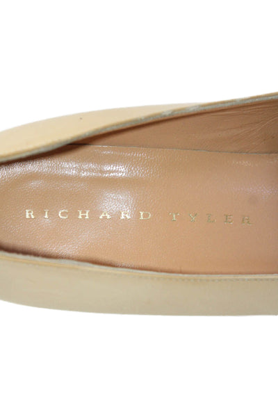 Richard Tyler Womens Leather Pointed Toe Heels Pumps Shoes Beige Size 6.5