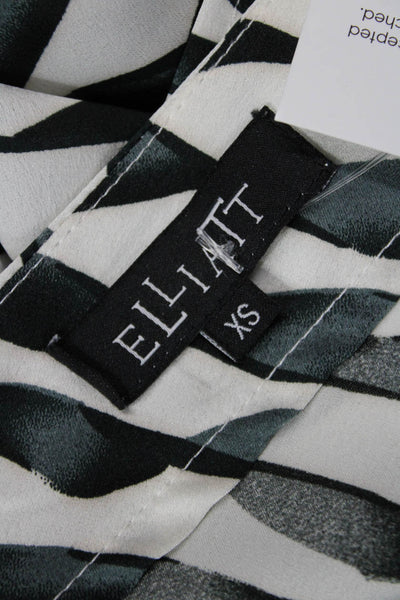 Elliatt Women's V-Neck Short Sleeves Tie Back Shorts Romper Striped Size XS