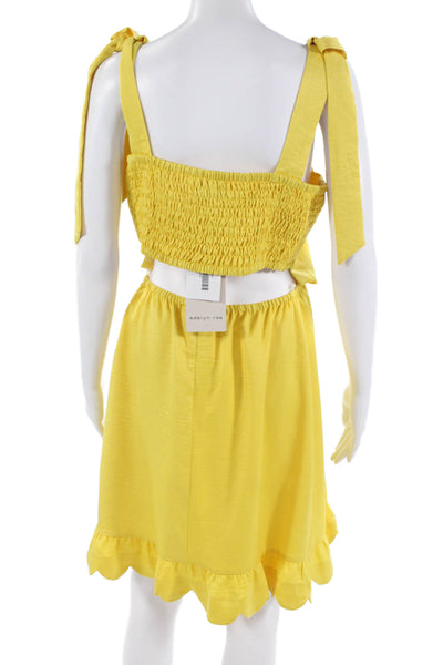 Adelyn Rae Women Sundress Yellow Square Neck Tie Above Knee Size M