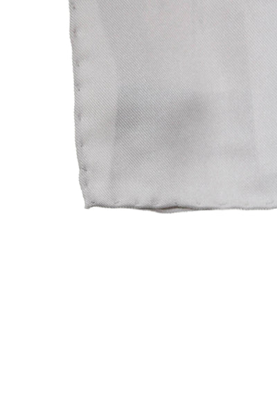 Neiman Marcus Mens Silk basic Pocket Square Light Gray 17" x 17"