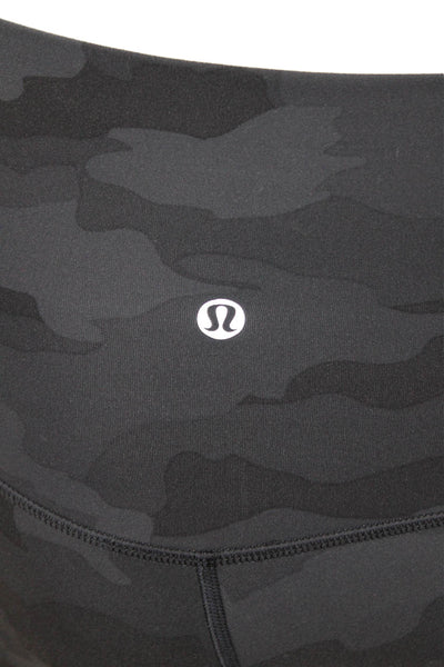 Lululemon Women Black Camouflage Capri Cropped Leggings Size 2