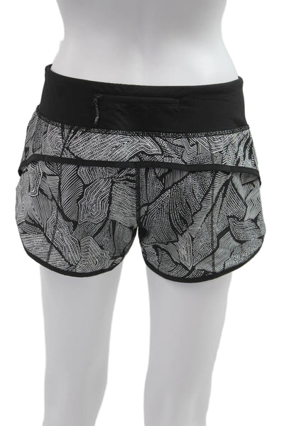 Lululemon Women Black Geometric Nylon Blend Zip Shorts Size 6