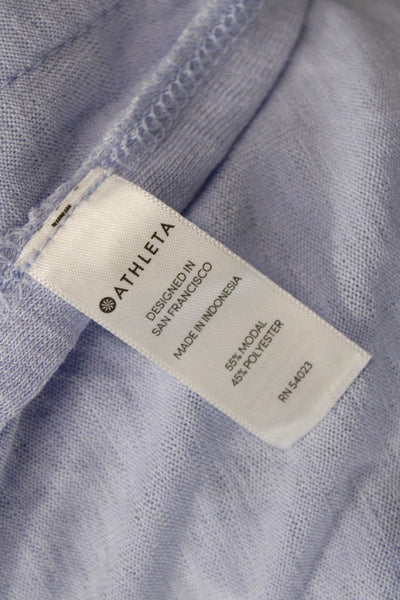 Athleta Womens Basic Light Blue T-Shirt Short Sleeve Round Neck Size M