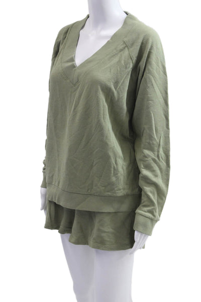 Universal Thread Womens V Neck Sweatshirt Shorts Set Green Size Medium/Large