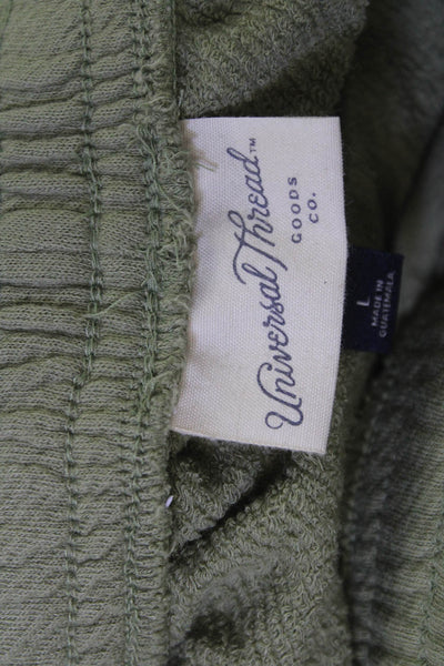 Universal Thread Womens V Neck Sweatshirt Shorts Set Green Size Medium/Large