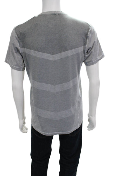 Nike Mens T-Shirt Gray V-Neck Short Sleeve 96% Polyester 4% Elastane Size M