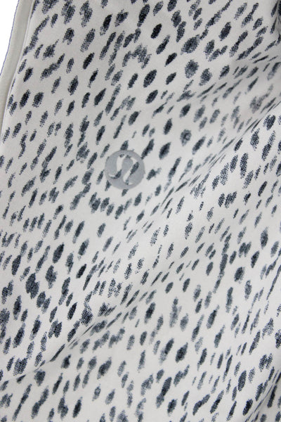 Lululemon Women Cropped Jogger Pants White Animal Print Size 6
