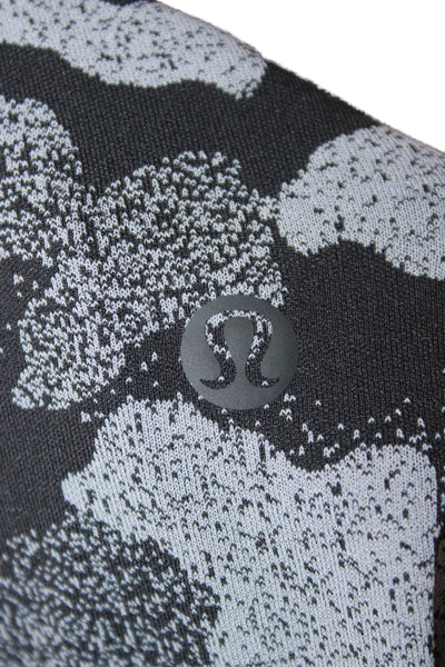 Lululemon Women Black Camouflage Cropped T-Shirt Crew Neck Short Sleeve Size 6