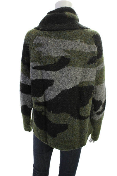 Aqua Unisex Black Camouflage Turtleneck Pullover Sweater Long Sleeve Size S