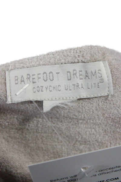 Barefoot Dreams® Unisex Pullover V-Neck Long Sleeve Beige Sweater Size M