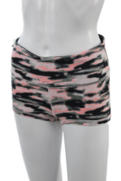 Lululemon Womens Black Camo Sweat Shorts Nylon Blend Size 8