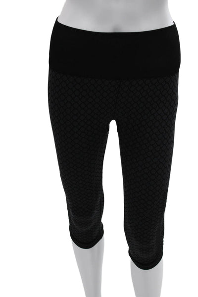 Lululemon Womens Capri Leggings Black Geometric Aztec Nylon Blend Size 2