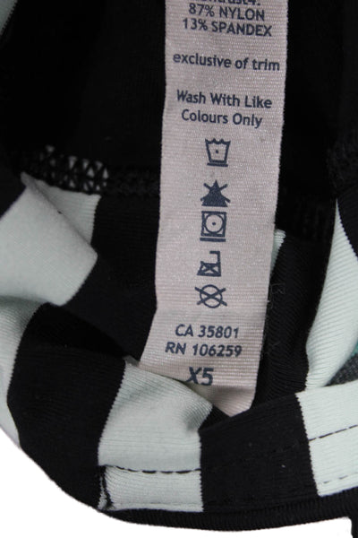 Lululemon Womens Capri Leggings Black Zip Striped Nylon Lycra Size 4