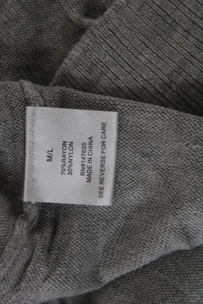 Romeo + Juliet Couture Women Gray Pullover Long Sleeve Round Neck Size M